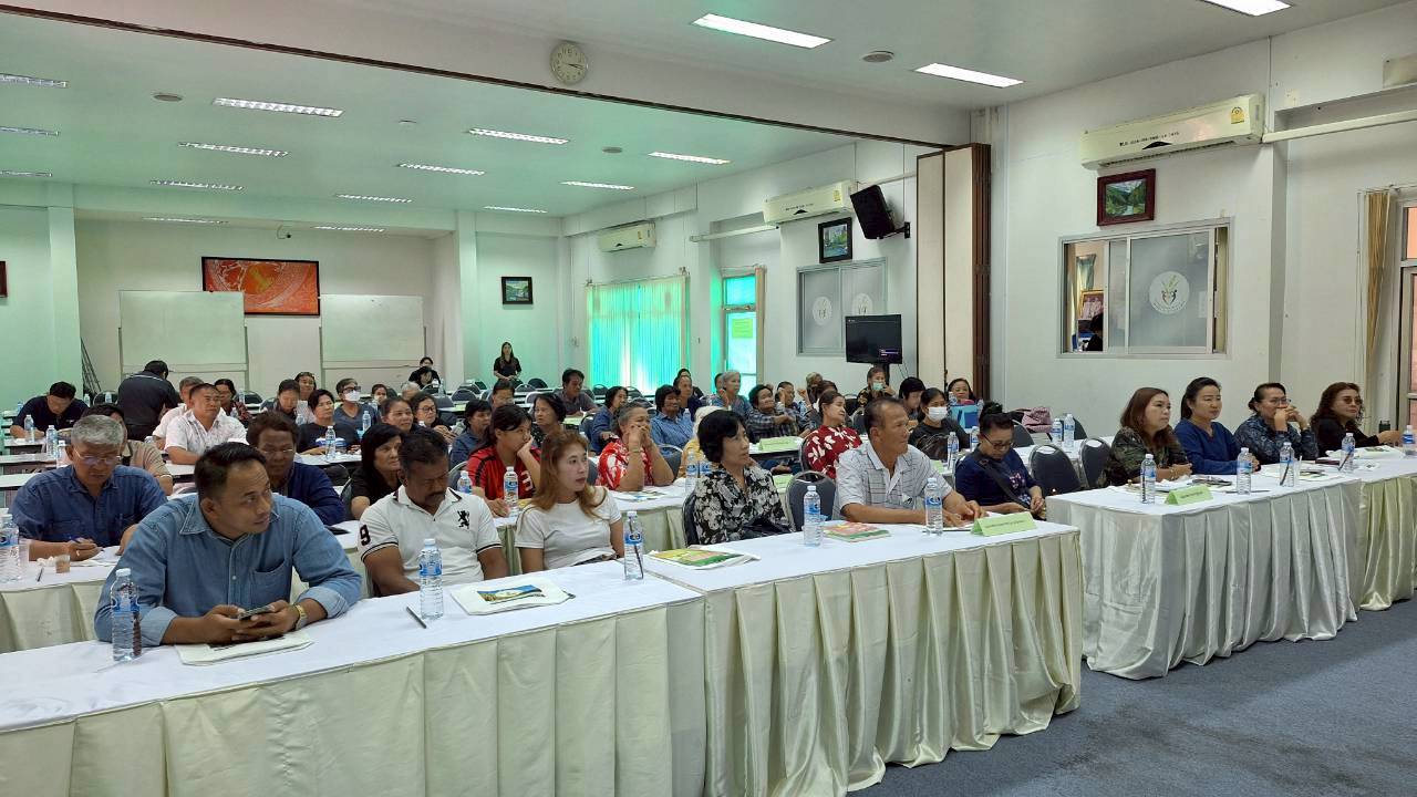 title - ศกร. หนุน “กองทุนฟื้นฟูฯ” พลิกโฉมเกษตรกรไทย! ปรับวิธีคิด-เติมเทคนิคการผลิต สร้างอำนาจต่อรองยุควิกฤตโลก